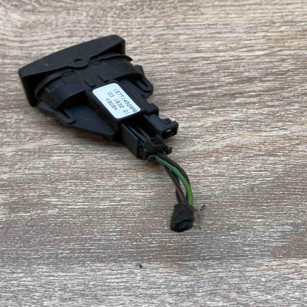 1S7T 14529AB  With Plug Electric window control switch Ford Mondeo Mk III