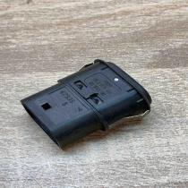 93BG 15B679 AA   Electric window control switch Ford Mondeo Mk III