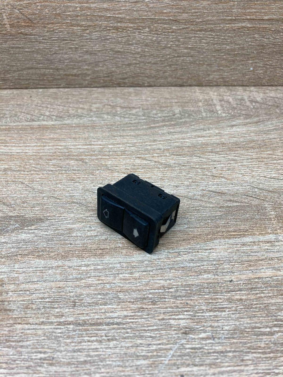 8368974   Electric window control switch BMW 5 E39