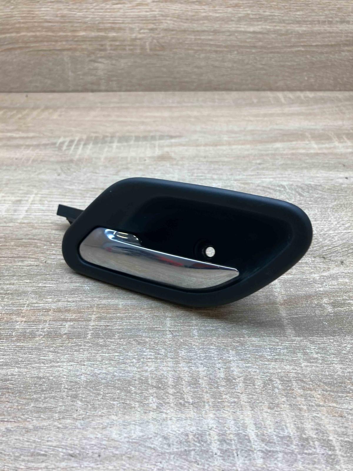 8226049   Front door interior handle BMW 5 E39