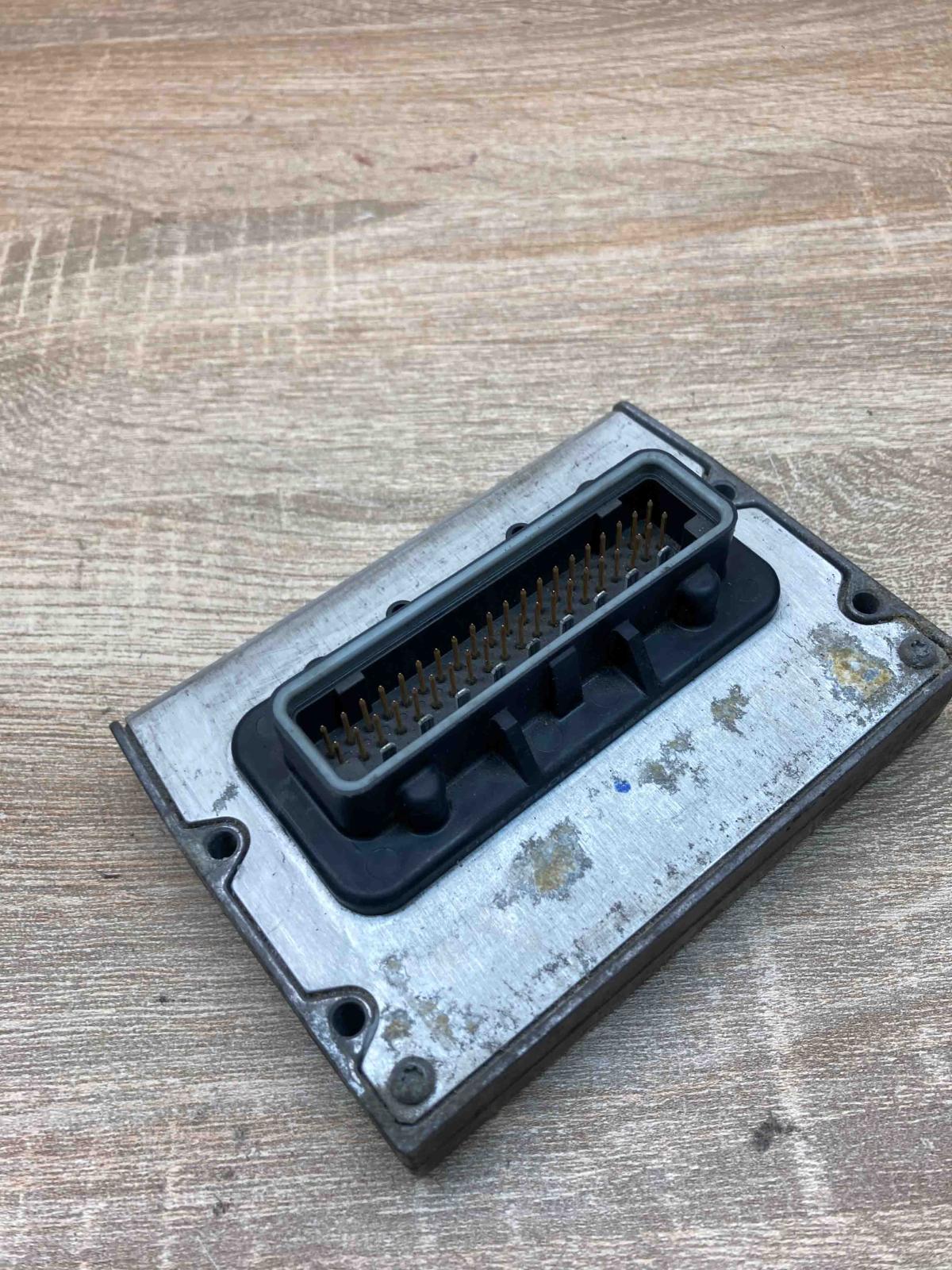 05144579AC   Engine control unit/module ECU Chrysler Voyager