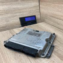04727667AD 0281011447  Engine control unit/module ECU Chrysler Voyager