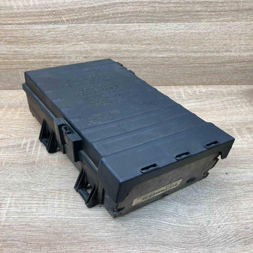 05144579AB 05144509AB  Fuse module Chrysler Voyager