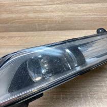 176623 1761624 02  Front fog light Volkswagen PASSAT B7