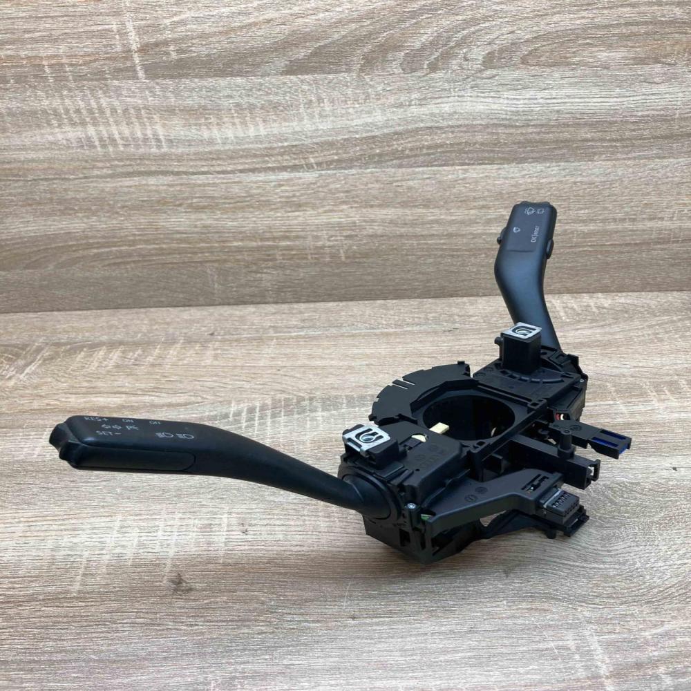 1K0953503AB 1K0953513A  Wiper turn signal indicator stalk/switch Renault Clio IV