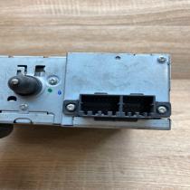 05166349AE   Radio/CD/DVD/GPS head unit Chrysler Voyager