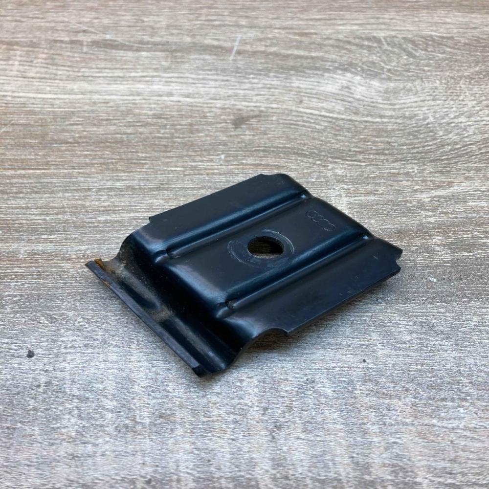 Audi Bracket   Other body part Audi A4 S4 B9