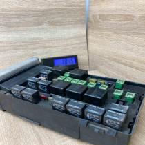 04869000AJ 04869200AN  Fuse module Chrysler Voyager