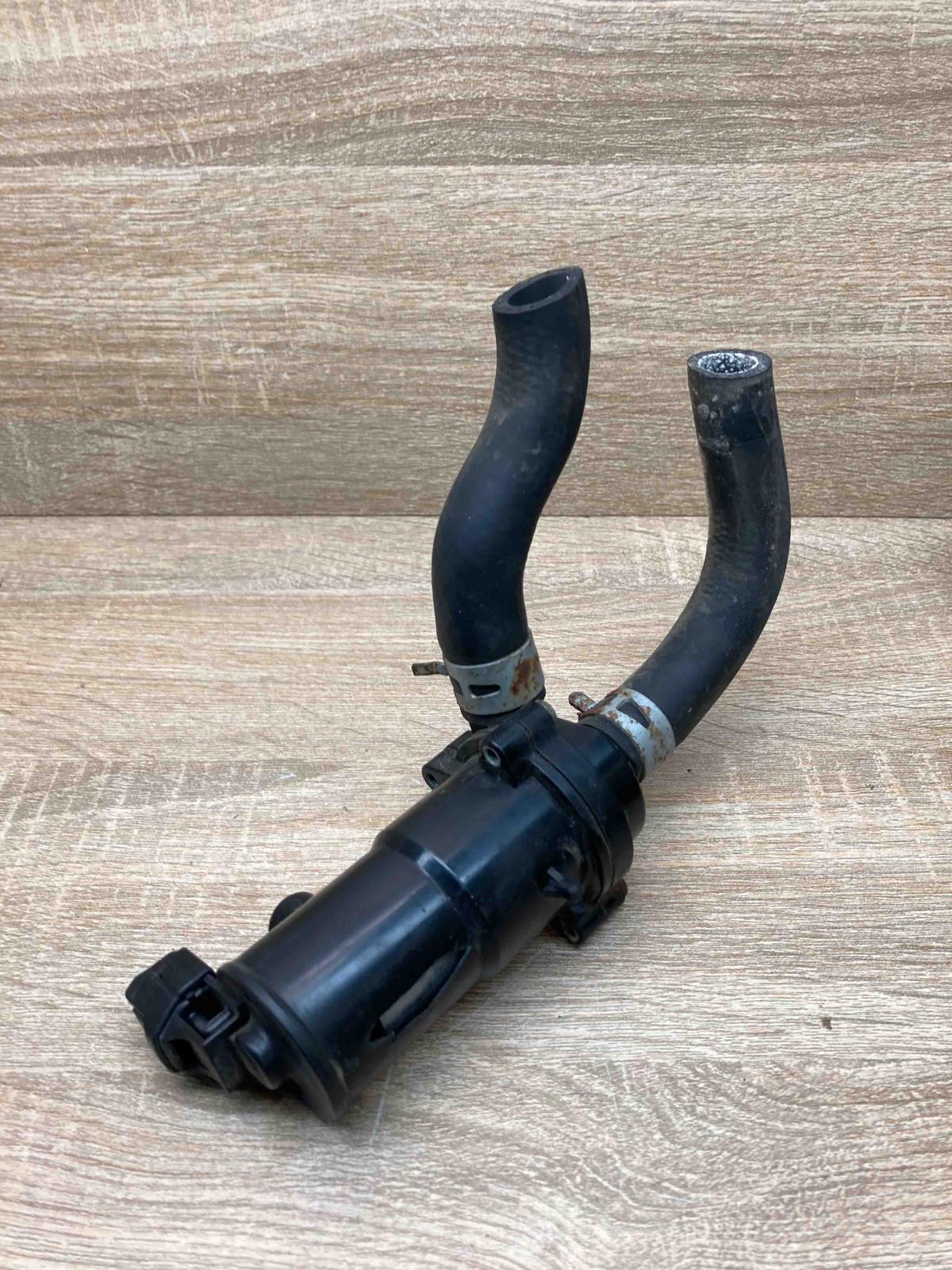 064100 0951   Electric auxiliary coolant/water pump Toyota Prius (XW20)