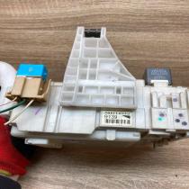 40817 0343 4J13 0158  Fuse module Toyota Prius (XW20)