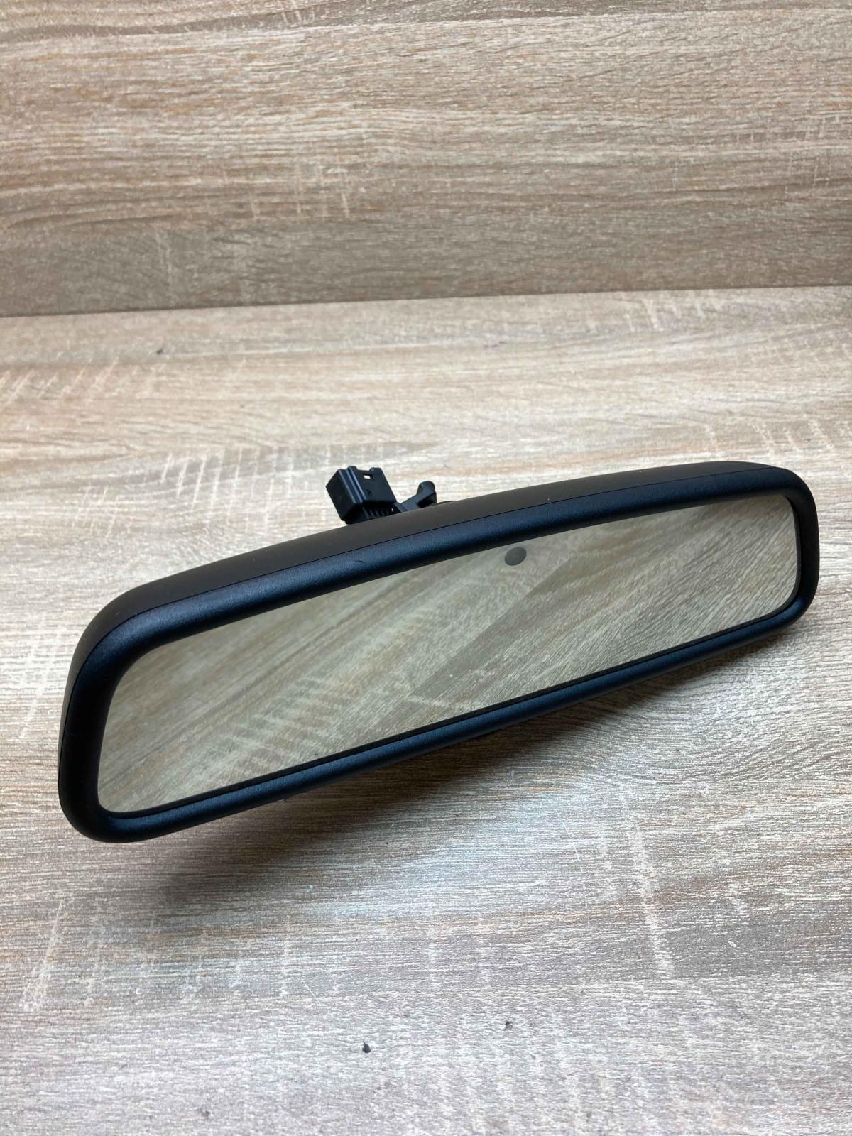 9320305 026662  Rear view mirror (interior) BMW 5 F10 F11