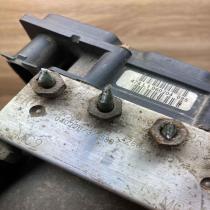 47660 AV712 0265800834  ABS Pump Nissan Primera