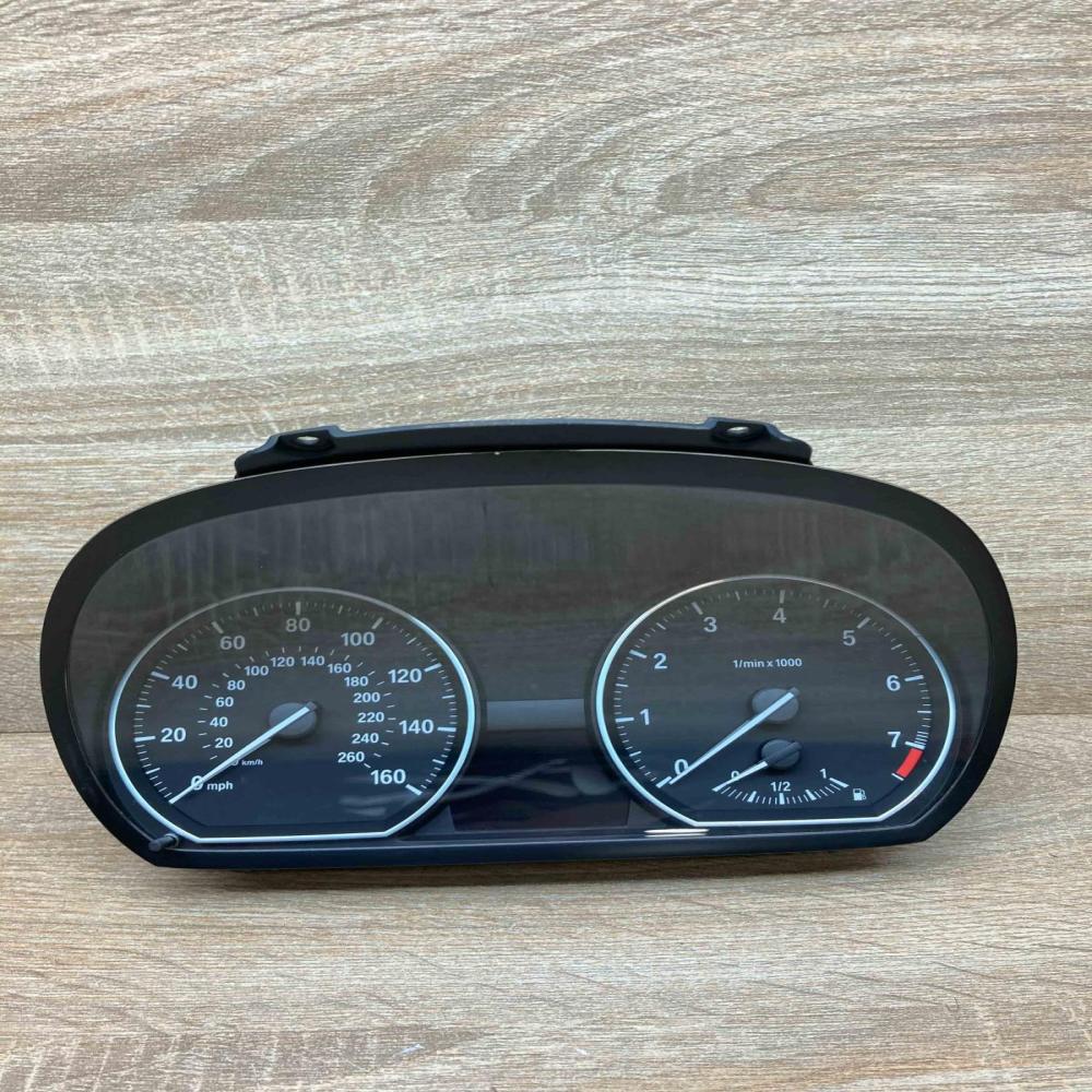 9166816 1024965 84  Speedometer (instrument cluster) BMW 1 E81 E87