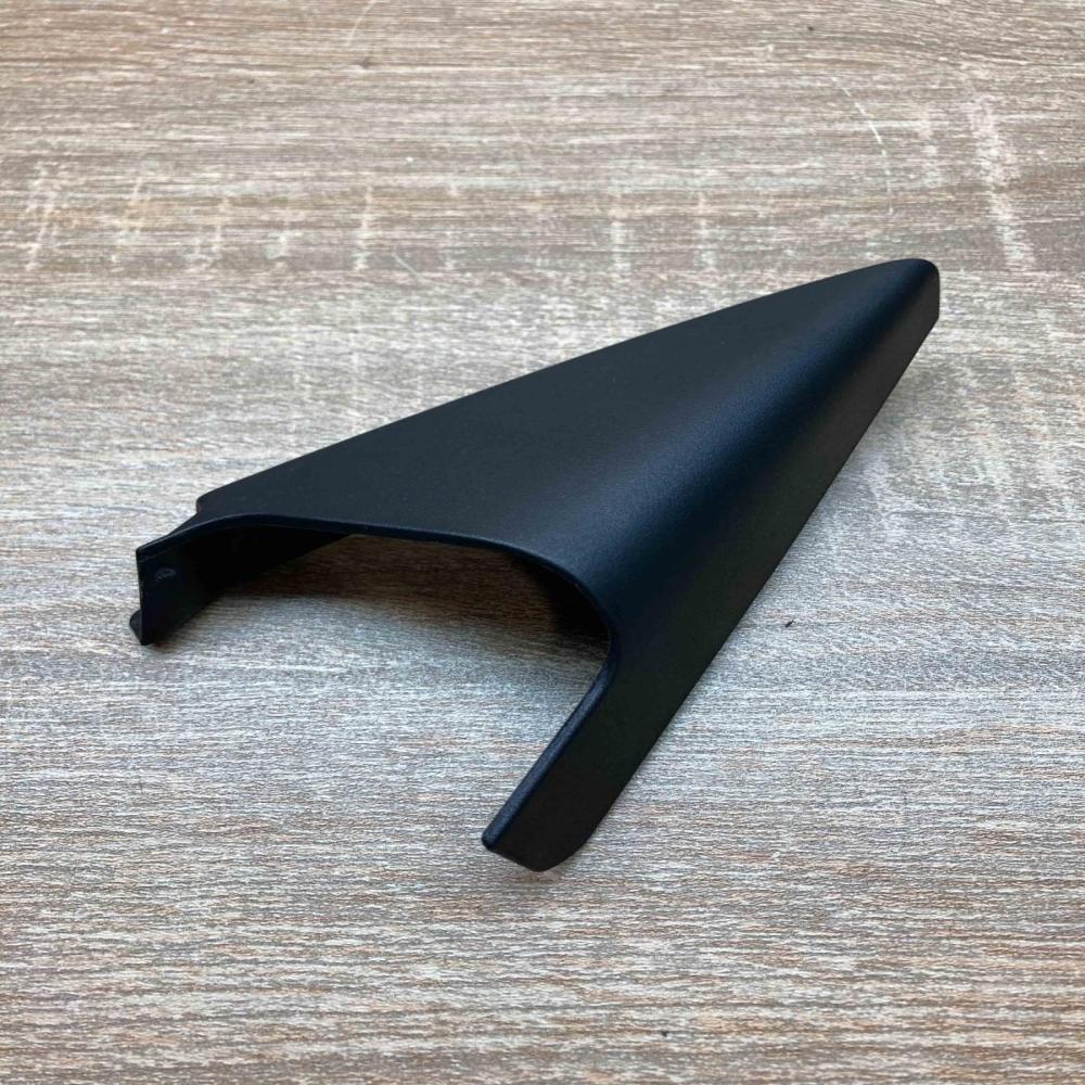 7217490  RH Front door trim (molding) BMW 6 F12 F13