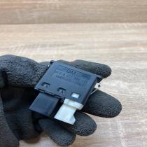 9237654   AUX in-socket connector BMW 5 F10 F11