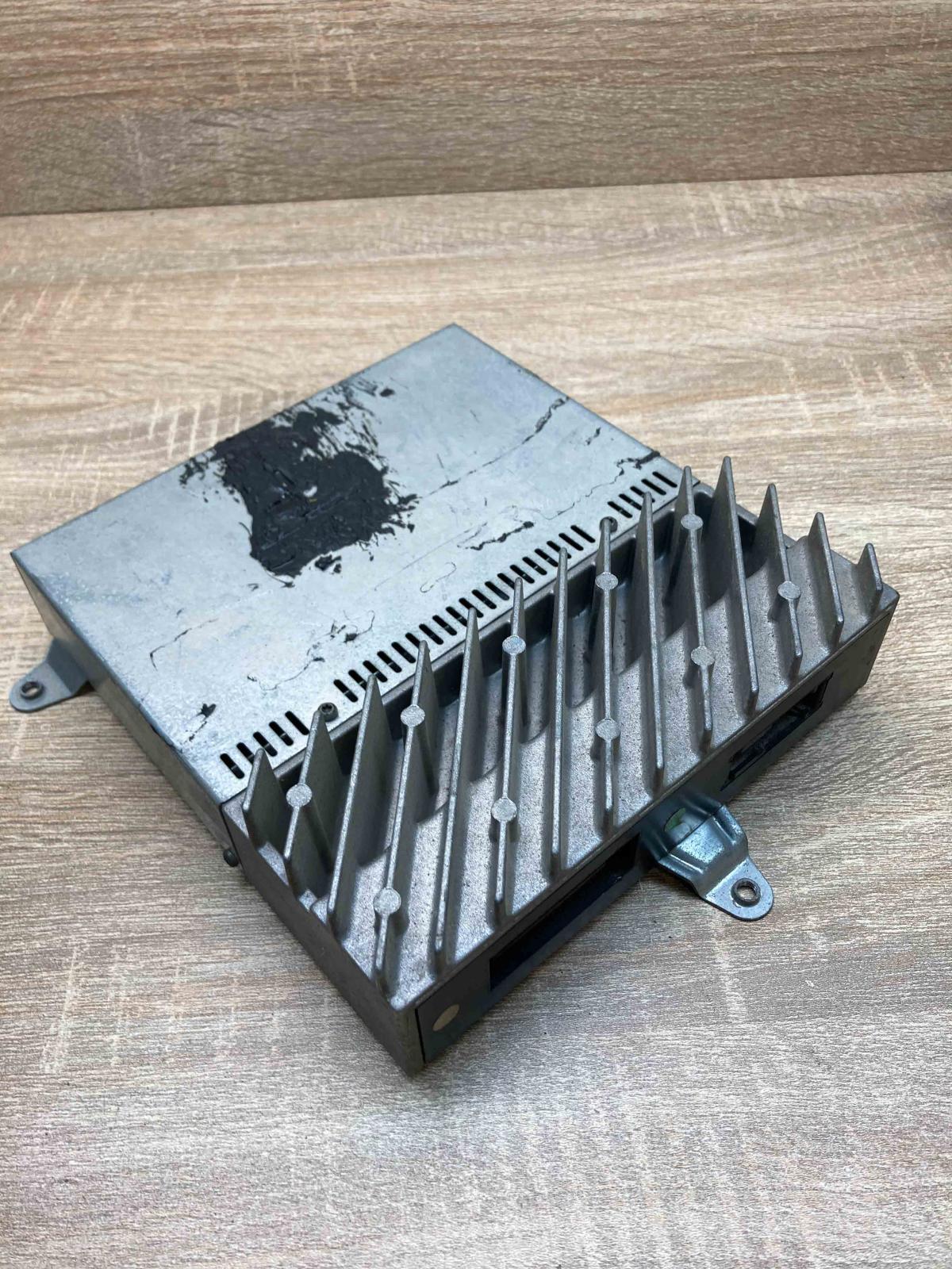 8362174   Sound amplifier BMW 5 E39