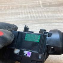 17F060   Wiper turn signal indicator stalk/switch Toyota Prius (XW30)