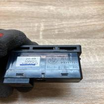 8368920 Used  Hazard light switch BMW 3 E46