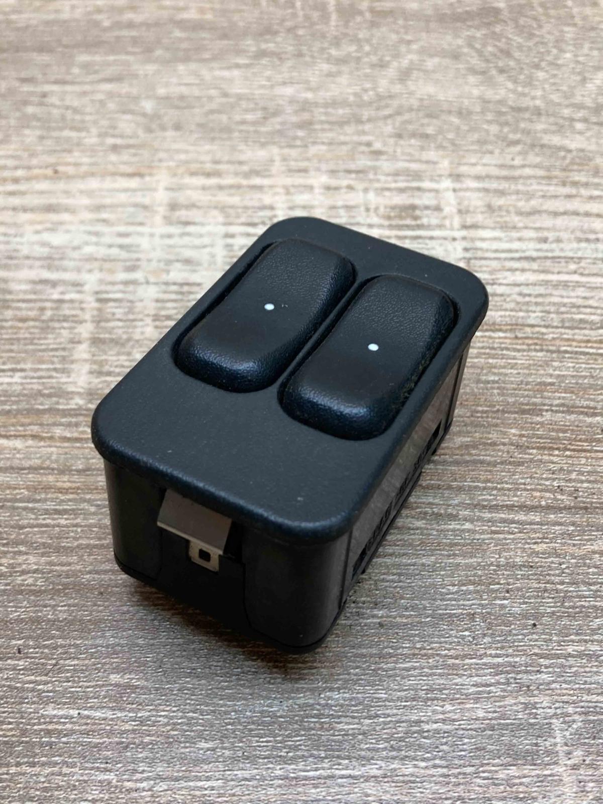 24409205 13363202 RU Electric window control switch Opel Meriva A