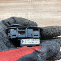 09226861   Wing mirror switch Opel Zafira A