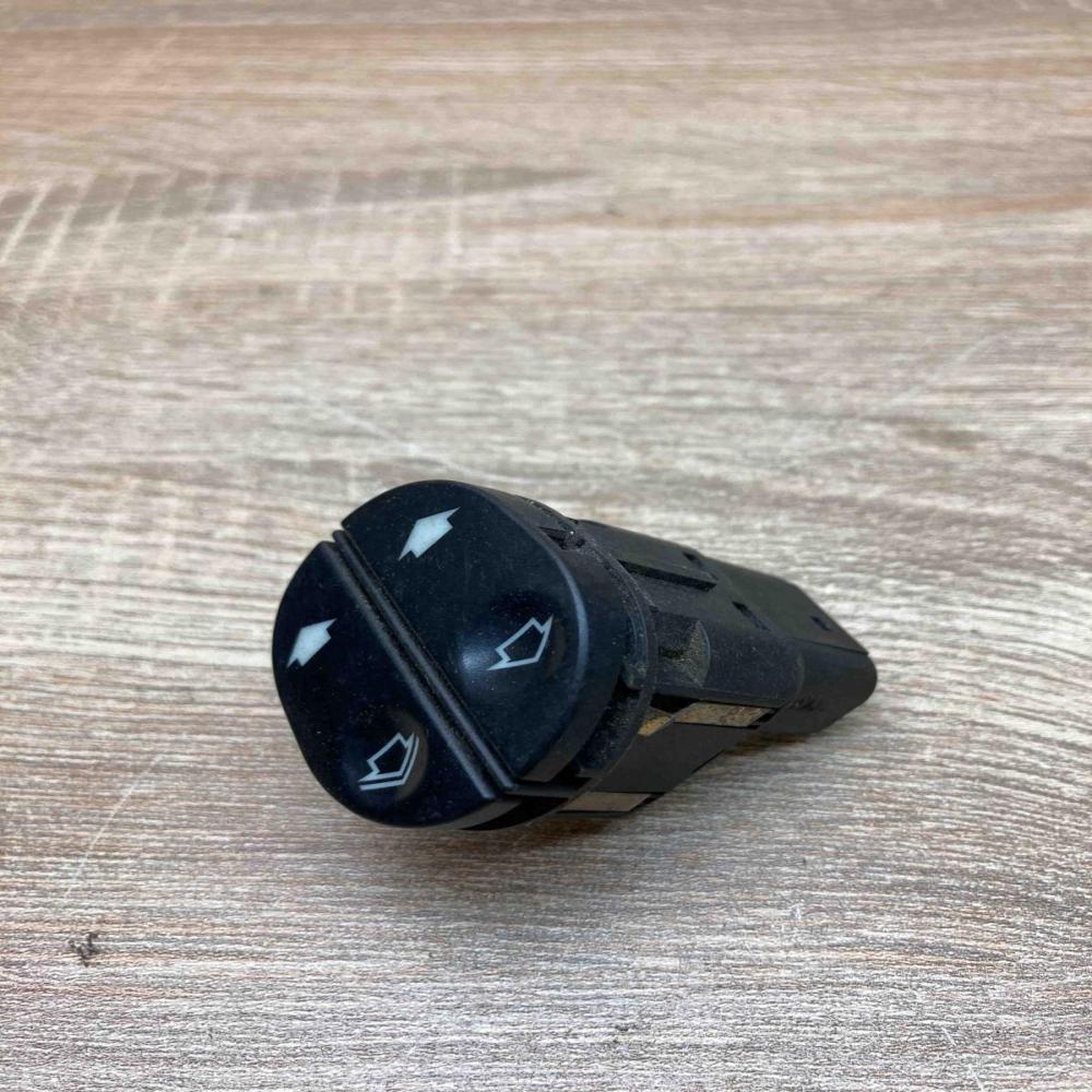 6S6T 14529 AA 03153500  Electric window control switch Ford Fiesta