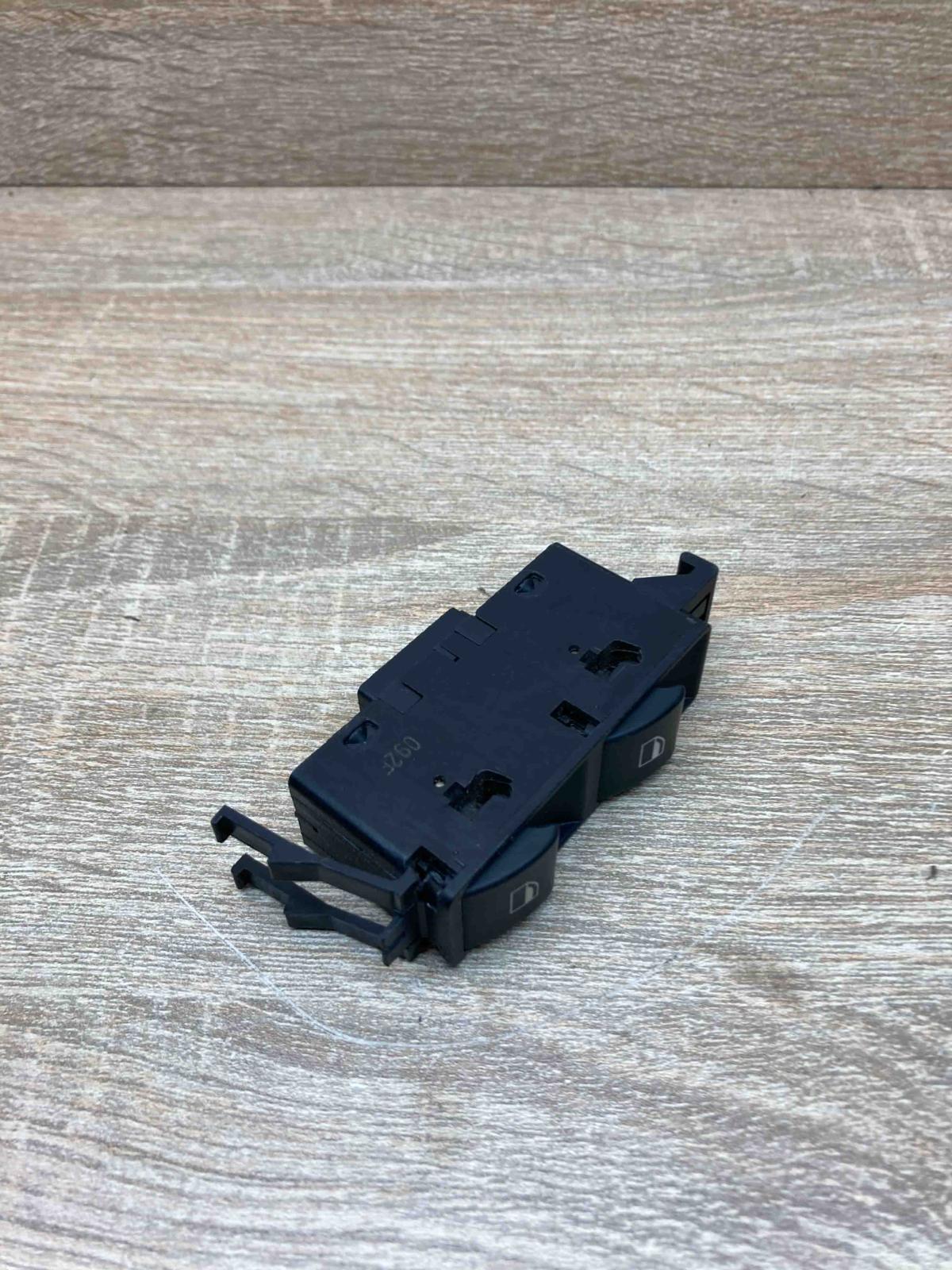 8381514 03120220 Used Electric window control switch BMW 3 E46