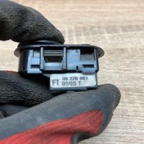 09226861   Wing mirror switch Opel Zafira A