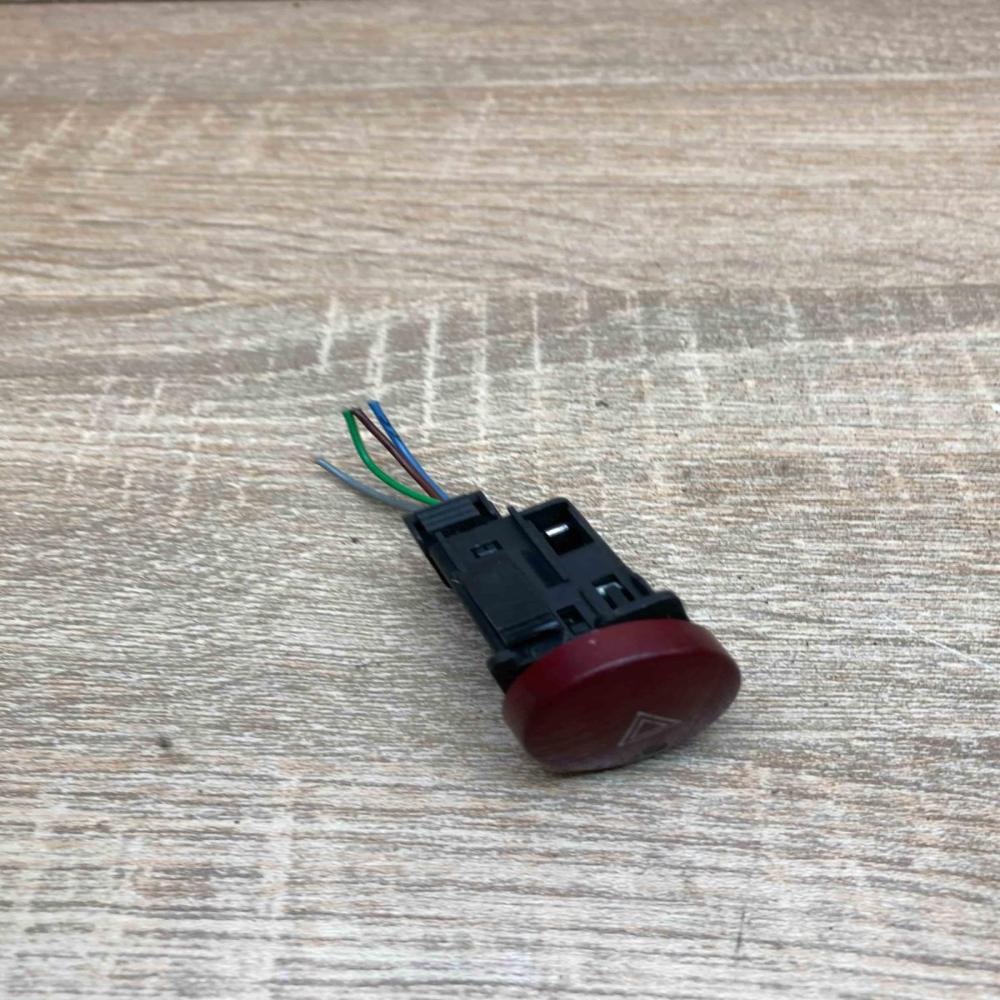 9644645777  With Plug Hazard light switch Citroen C8
