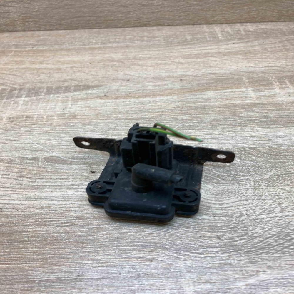98AB 9S428 AB 6PP4163E AA With Plug Air pressure sensor Ford Focus