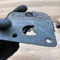 7112864 7119460  Seat back rest lock catch BMW 5 F10 F11