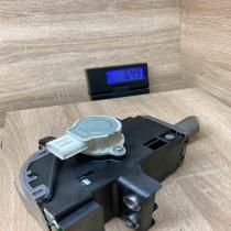 89451 47030 192100 2020  Gear shifter/selector Toyota Prius (XW20)