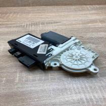 1488726080 991712 203  Front door window regulator motor Lancia Phedra