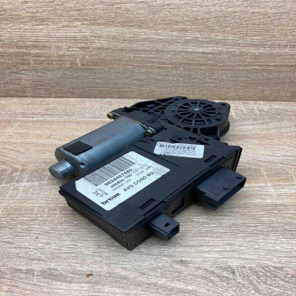 9634457580 990830 100  Front door window regulator motor Peugeot 307
