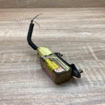 89860 47040 187900 47040 With Plug Airbag deployment crash/impact sensor Toyota