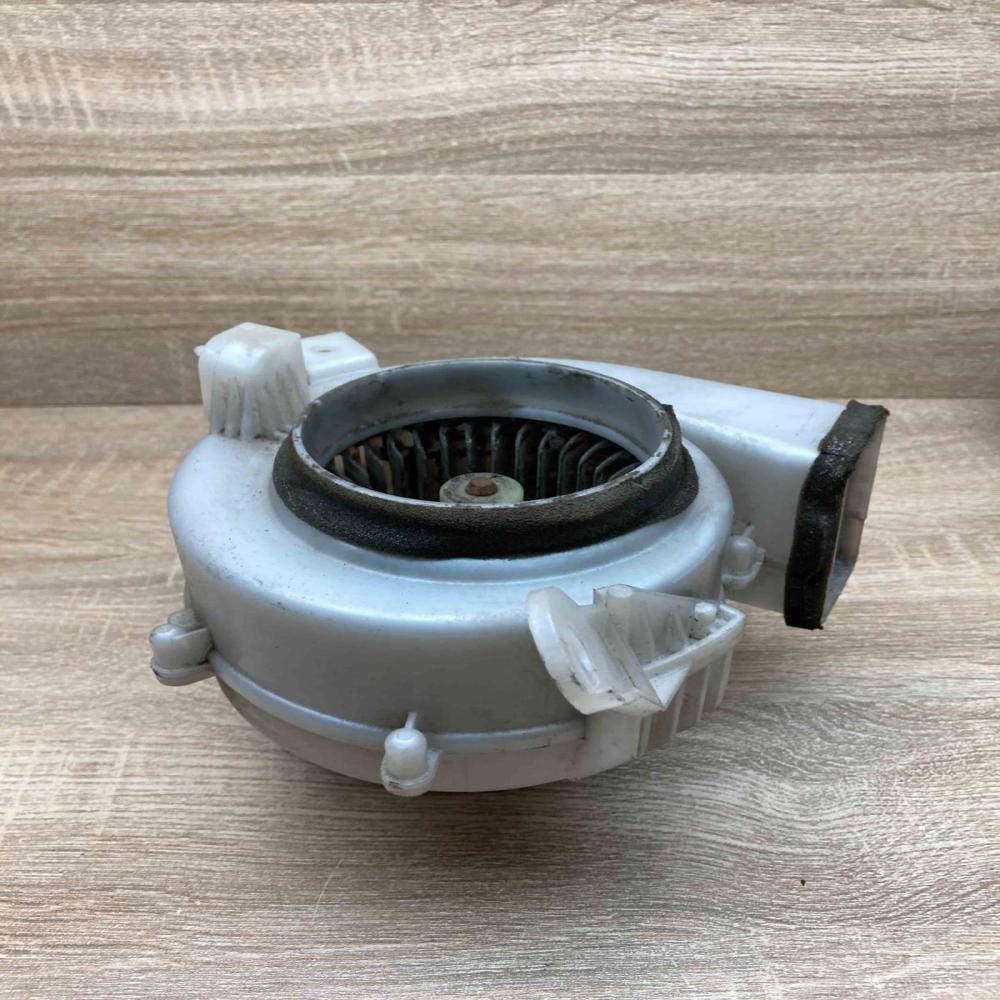 87130 47070 117200 2913 With Plug Heater fan/blower Toyota Prius (XW20)