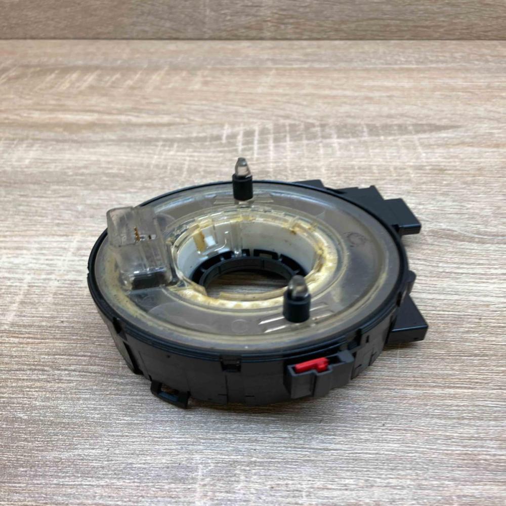 1K0959653C   Airbag slip ring squib (SRS ring) Volkswagen Golf VI