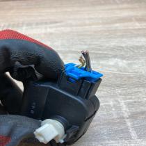 1K0907511 0132801345 With Plug Air flap motor/actuator Volkswagen Golf V