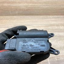 8E1820511B 0132801303  Air flap motor/actuator Audi A4 S4 B6 8E 8H