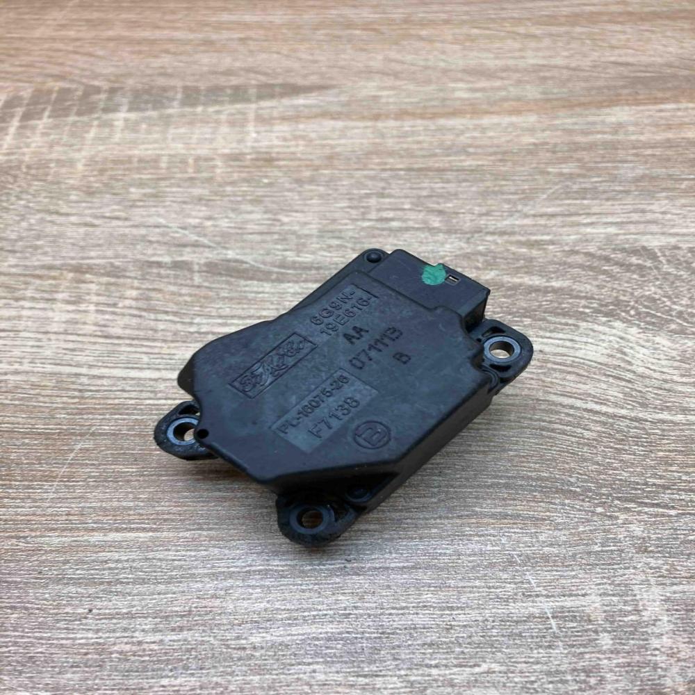 6G9N 19E616 AA PL 16075 26  Air flap motor/actuator Volvo V60