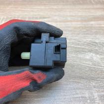 6G9N 19E616 AA PL 16075 26  Air flap motor/actuator Volvo V60