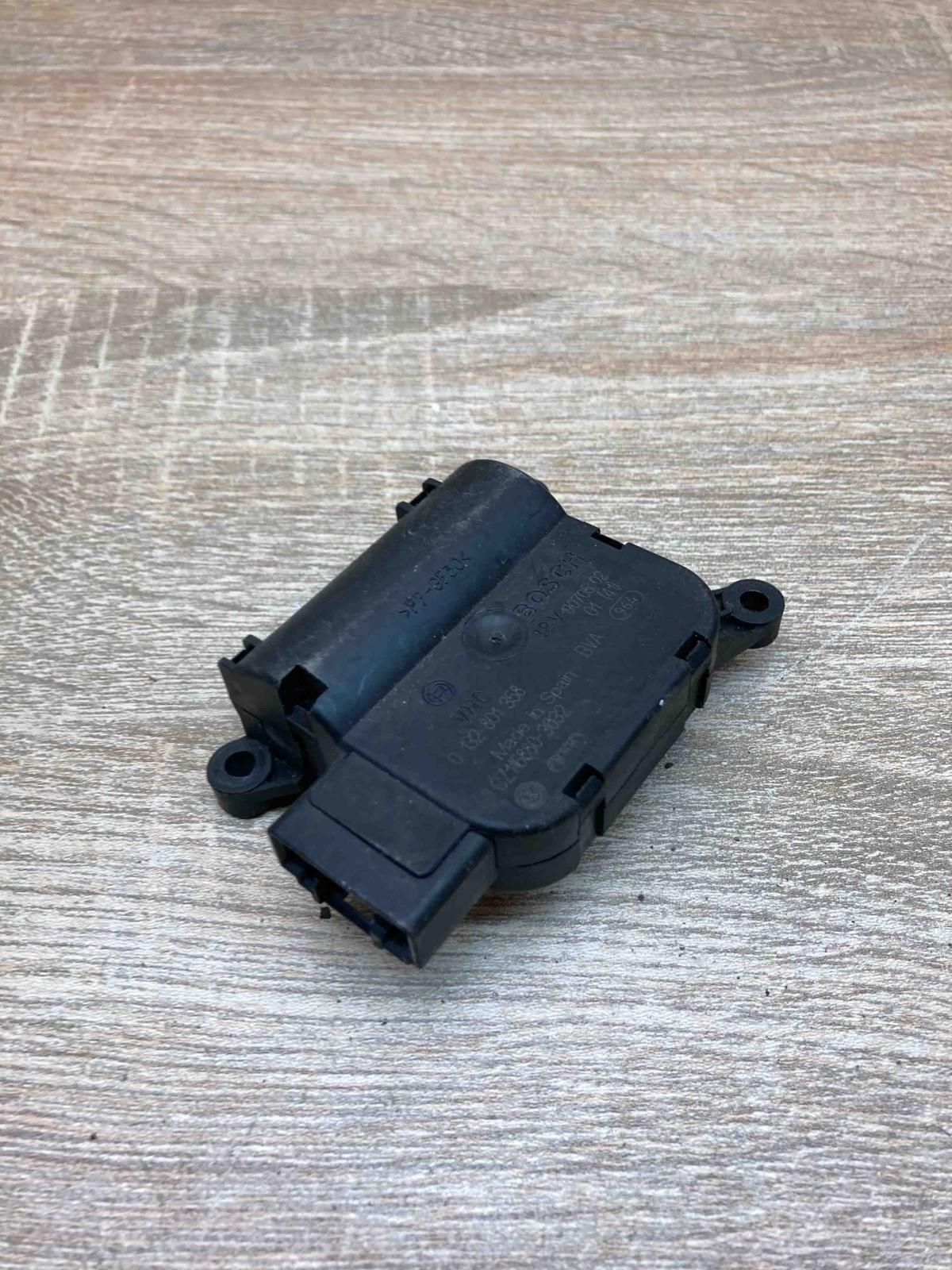 0132801358 116880 3032  Air flap motor/actuator Audi A6 S6 C6 4F