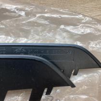 8225592   Front fog light trim/grill BMW 3 E46