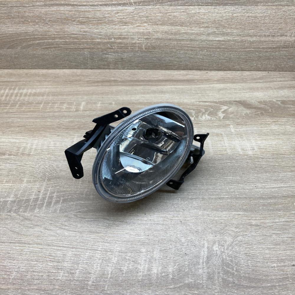 A046695 H27W 2  Front fog light Hyundai Santa Fe