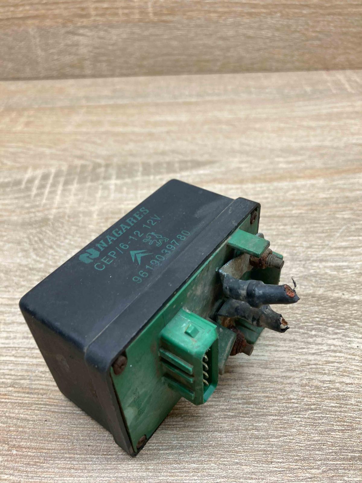9619039780   Glow plug pre-heat relay Citroen C5