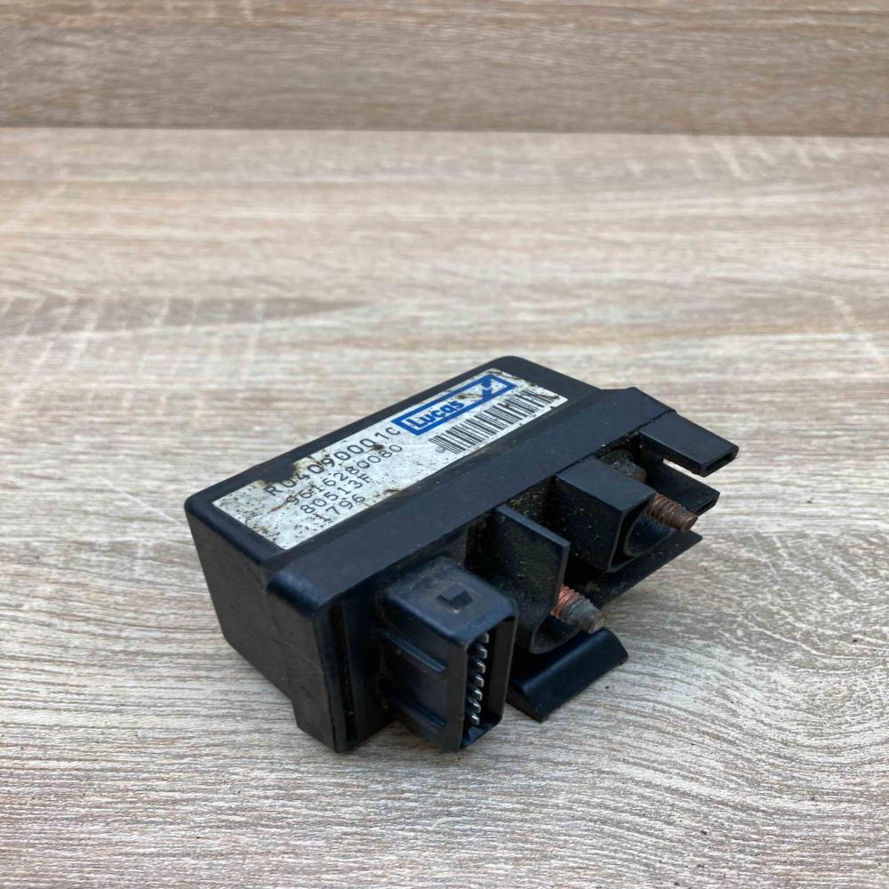 9616280080 04090001C  Glow plug pre-heat relay Citroen Saxo