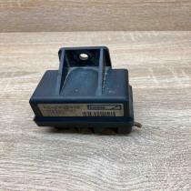 9616280080 04090001D  Glow plug pre-heat relay Citroen Saxo