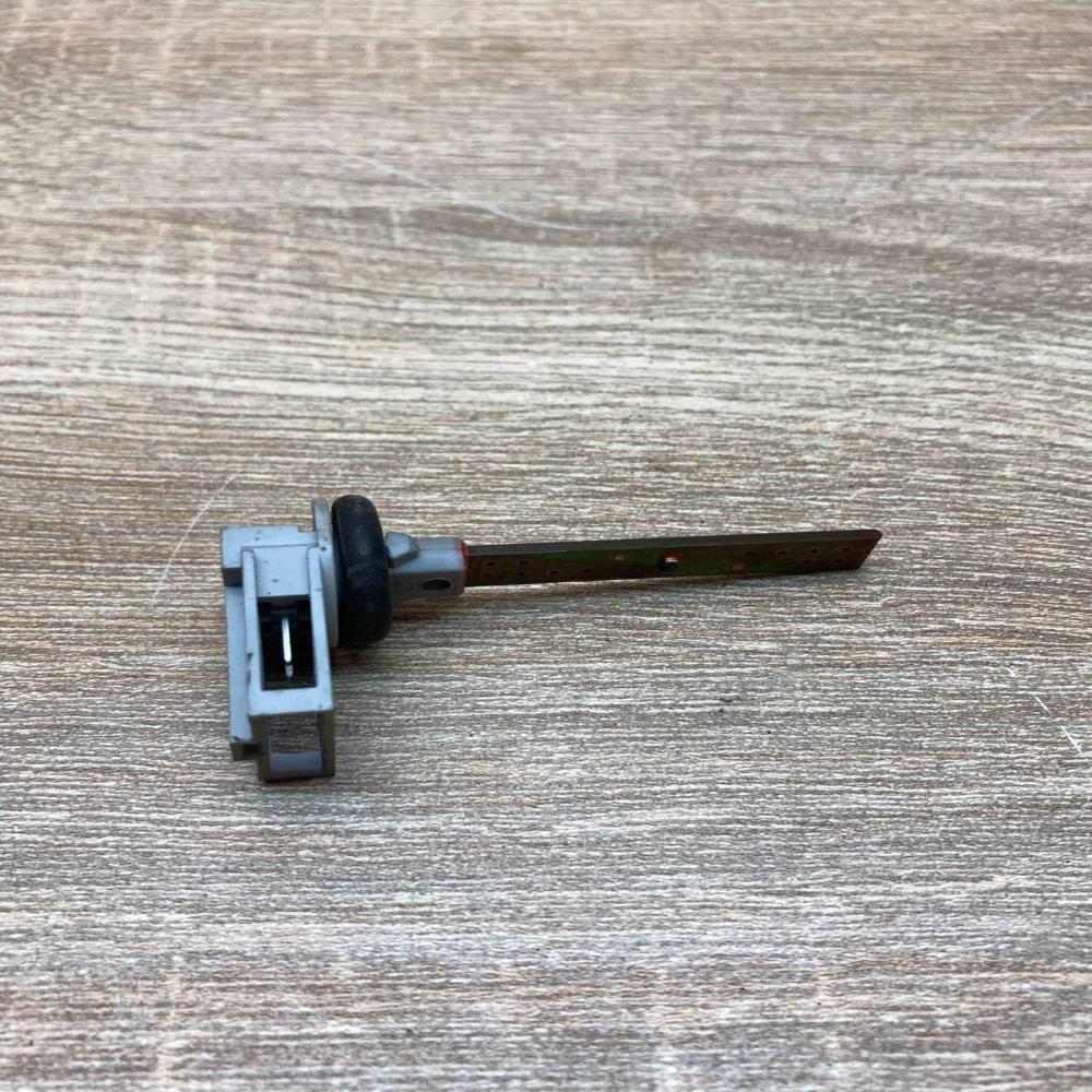 4B0820539   Interior temperature sensor Volkswagen PASSAT B6