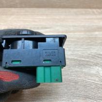 Nissan Mirror Switch   Wing mirror switch Nissan Primera