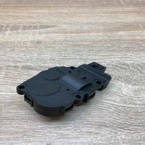 24072008 K9749005  Air flap motor/actuator Audi A4 S4 B8 8K