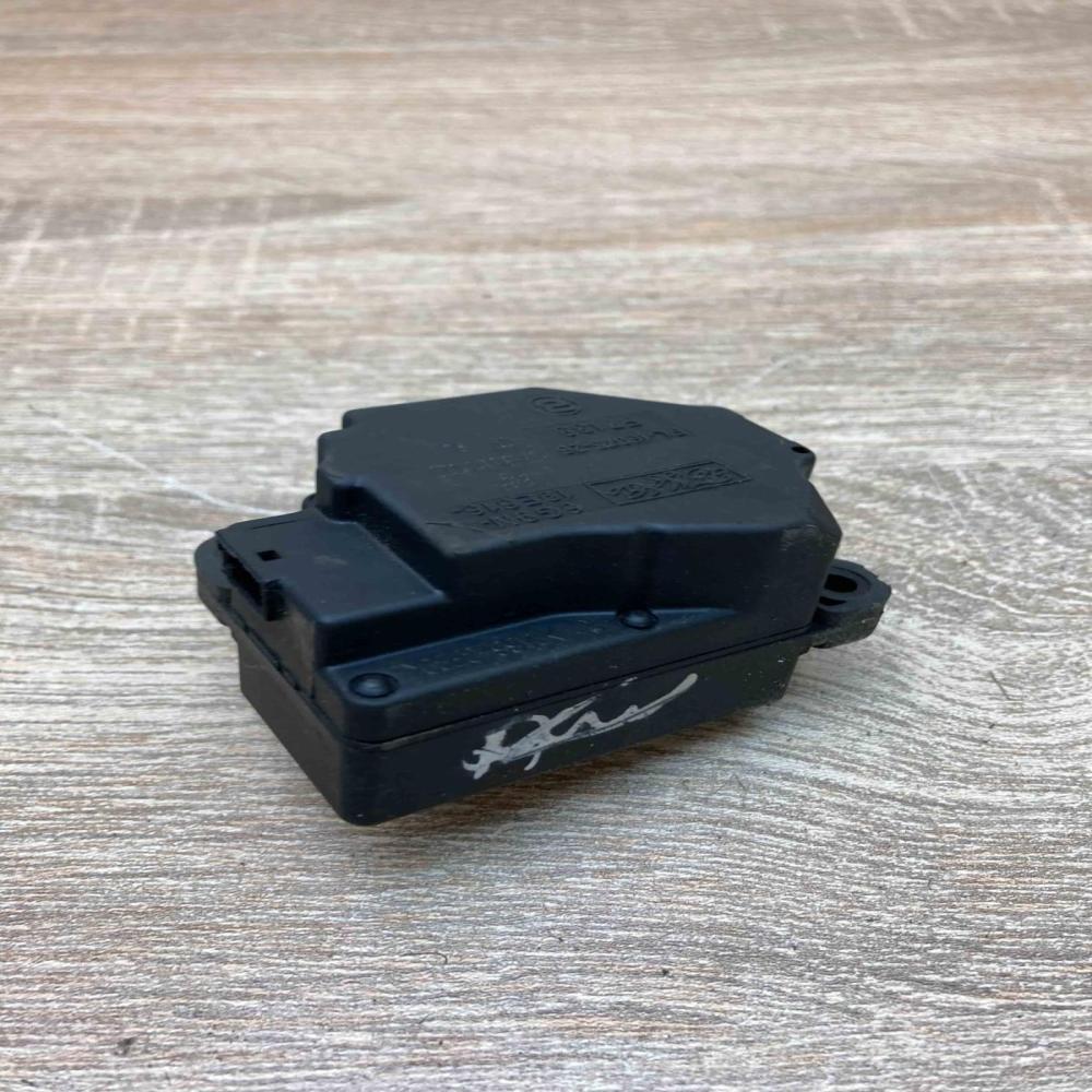 6G9N 19E616 AB PL 16075 26  Air flap motor/actuator Volvo V60
